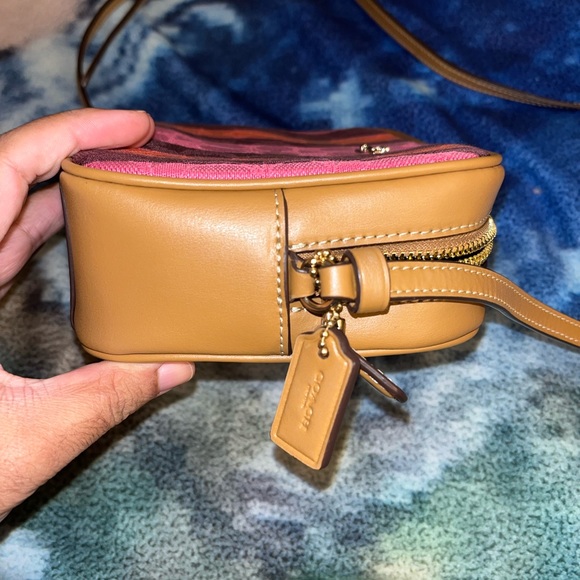 Women’s coach mini camera bag in signature jacquard w/stripes multicolored - Picture 3 of 9